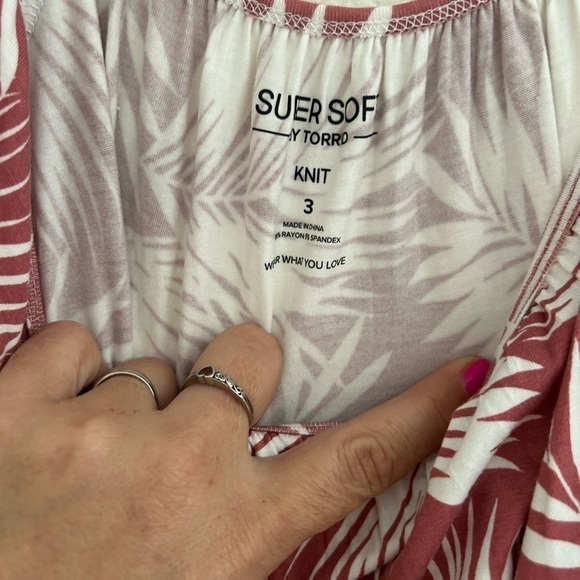 NWT TORRID Fluted Sleeves Tank Top 3X Super Soft Knit - Picture 4 of 9